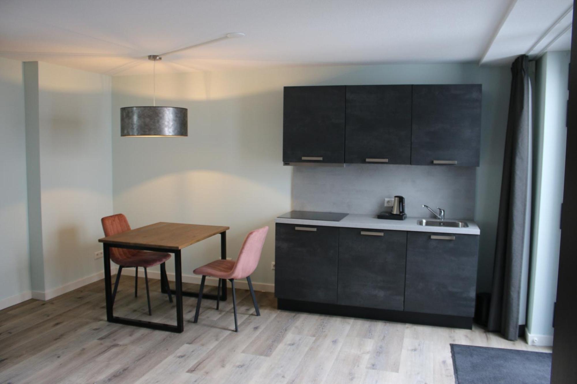 Studio Sis - Apartments Steenbergen (North Brabant) Екстериор снимка